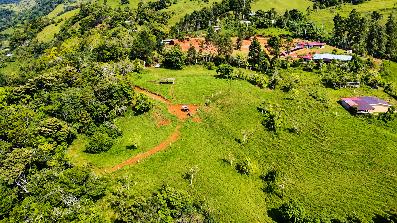 55.8-ACRE MOUNTAIN & OCEAN VIEW FARM WITH WATERFALL AND YEAR-ROUND WATER SOURCES – SAN ANTONIO DE RÍO NUEVO